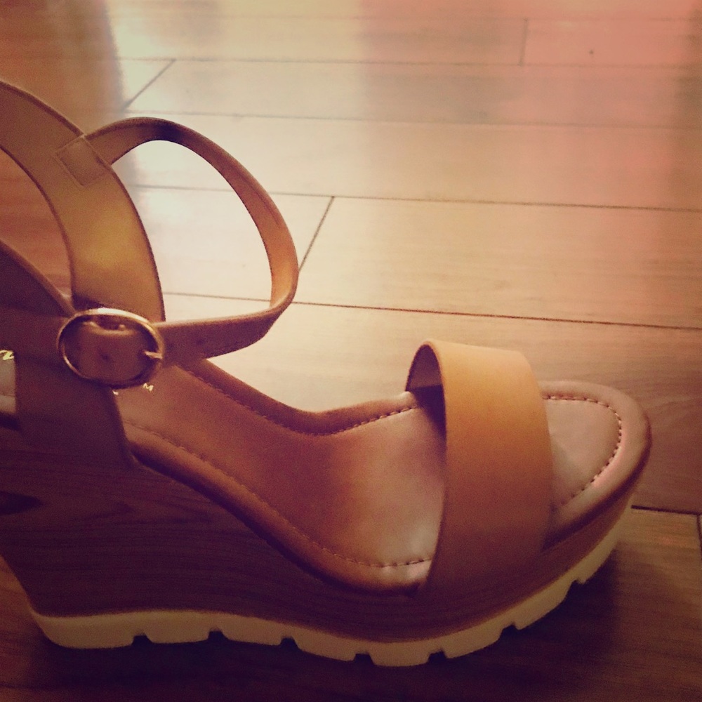 Vegan Wedge Sandals- Camel Size 8.5